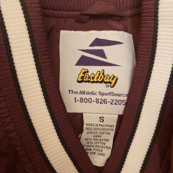 East bay wind breaker - Picture 3 of 5